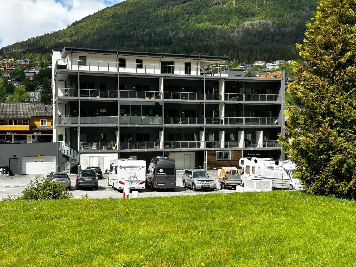 Stryn House - Hotel & Apartments Exteriér fotografie